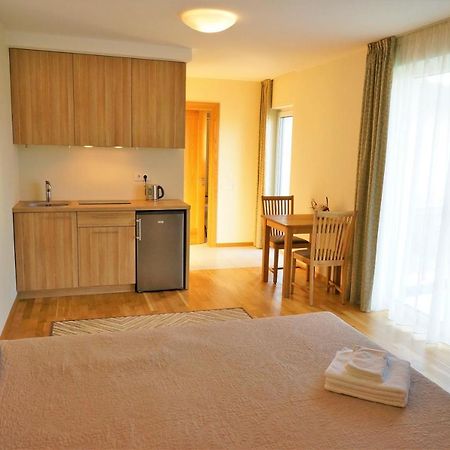 Smelio Vila Apartments Palanga Kültér fotó